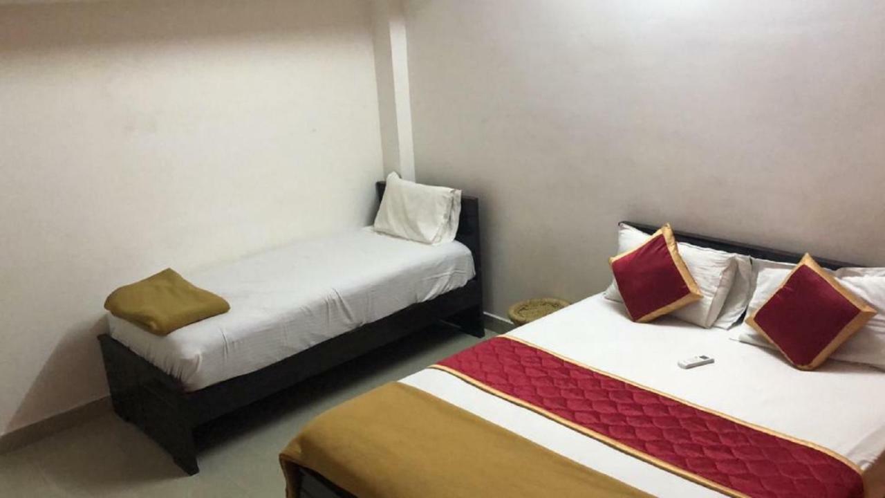 Royal Palace Guest House Chennai Ngoại thất bức ảnh