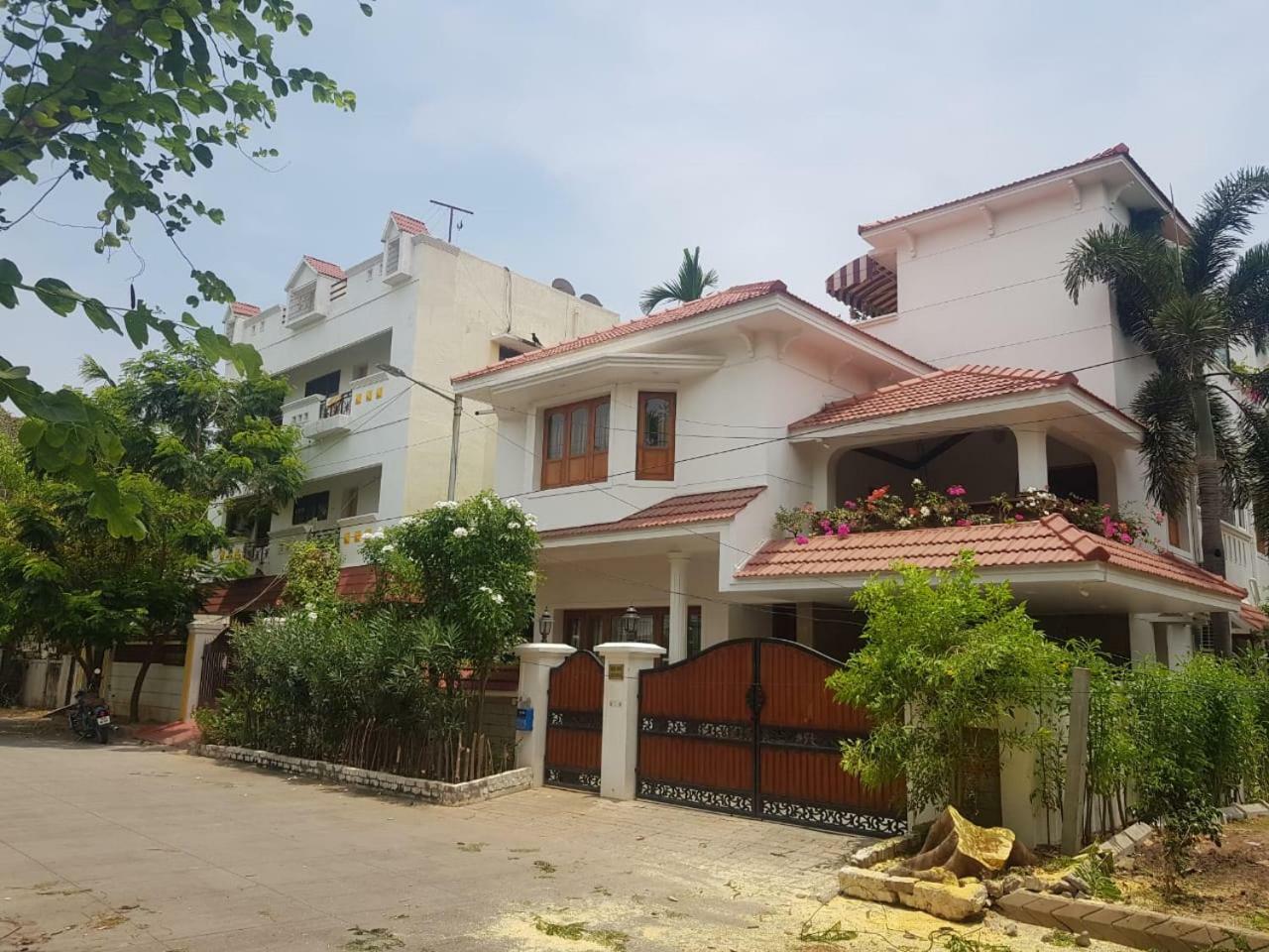 Royal Palace Guest House Chennai Ngoại thất bức ảnh